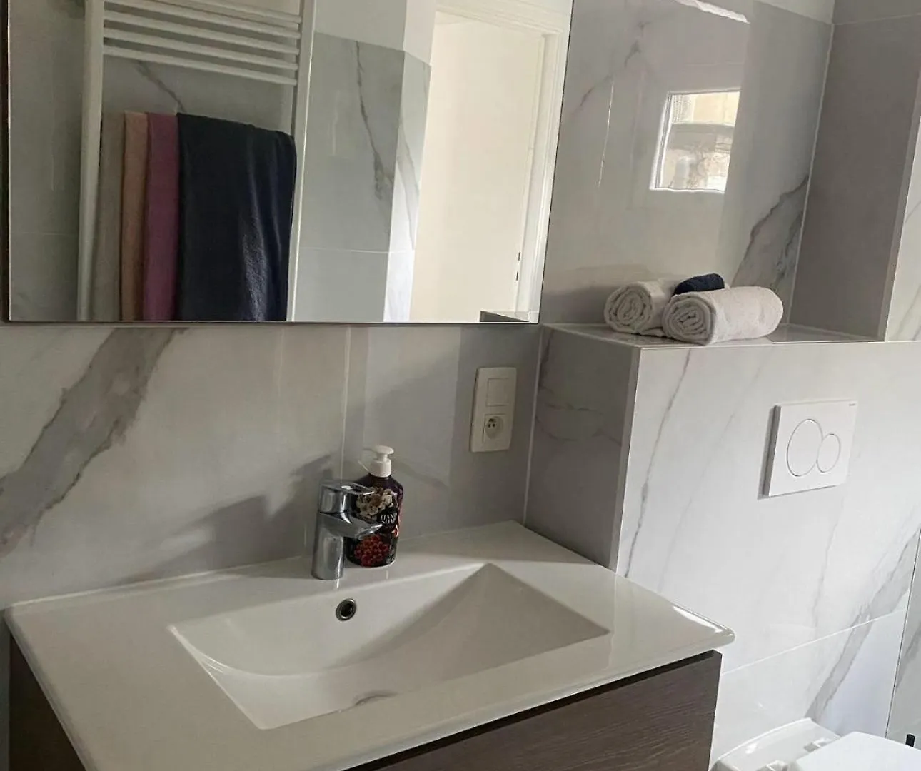 Grand Appartement Deux Chambres Brüsszel Belgium